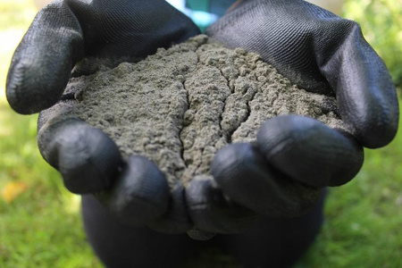 Mączka bazaltowa – nawóz mineralny – na szkodniki roślin – 14 kg 4Gardens