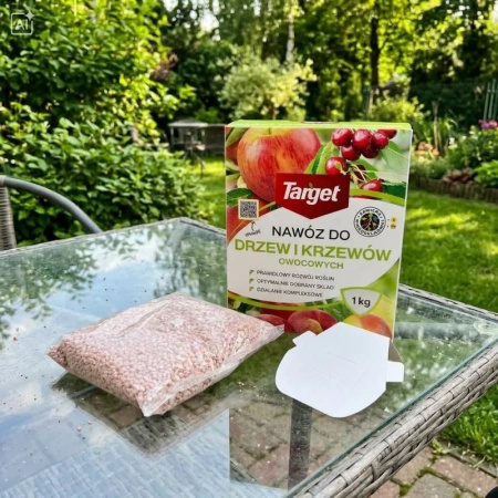 Nawóz do drzew i krzewów owocowych z mikroelementami – 1 kg Target