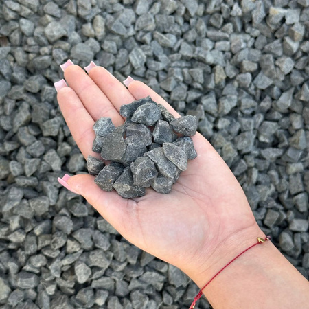 Grys bazaltowy do ogrodu 8-16 mm – 1000 kg Sand Kruszywa