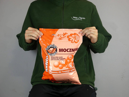 Mocznik – nawóz do stosowania doglebowo i dolistnie – 2 kg Ogród Start