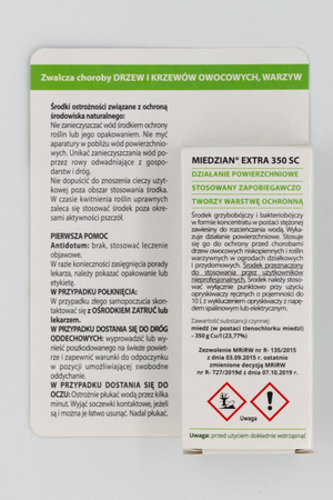Miedzian Extra 350 SC do jabłoni, gruszy, wiśni i czereśni – parch jabłoni, zaraz ogniowa i rak bakteryjny – 15 ml Target