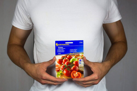 Pomidor Sałatkowy 'Premio' F1 – Kiepenkerl