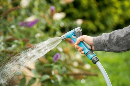 Zestaw SMART PRO – Wąż 20 m + Zraszacz + Przyłącza – 13-490 Cellfast