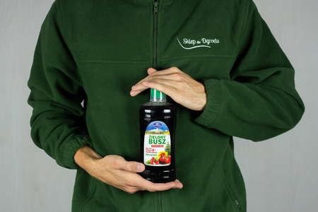 Nawóz Zielony Busz z miedzią, mydłem Himal i piołunem – nawóz dolistny – 500 ml Himal