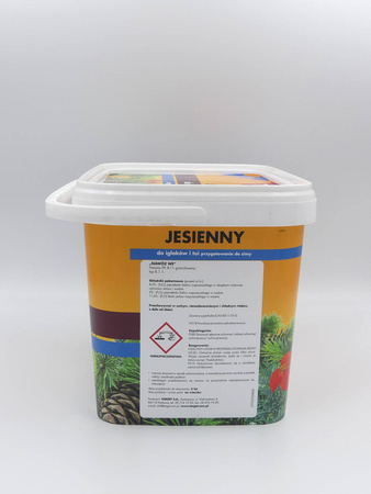 Nawóz jesienny do tui – zapobiega brązowieniu igieł i zwiększa zimotrwałość tui – 4 kg Target