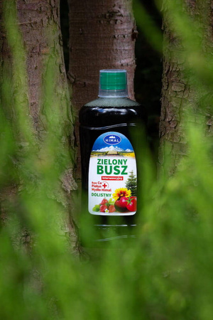 Nawóz Zielony Busz z miedzią, mydłem Himal i piołunem – nawóz dolistny – 500 ml Himal